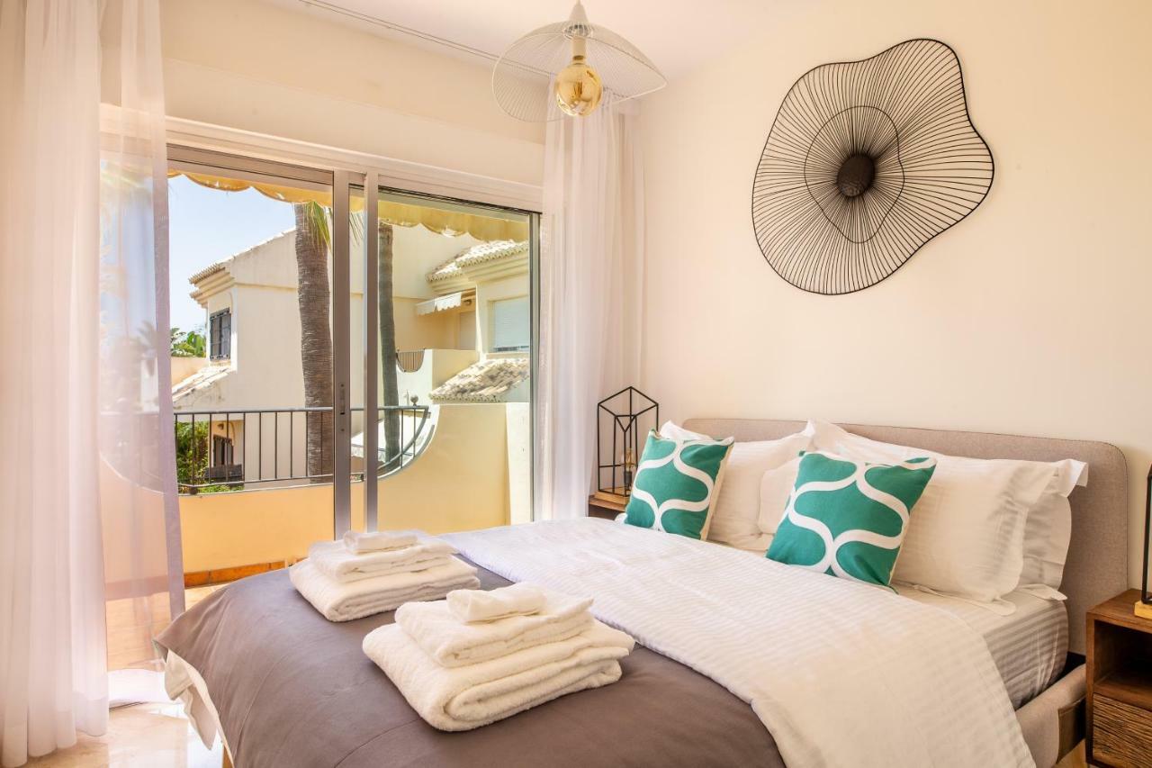 Stylish Townhouse In Beachfront Complex มาร์เบยา ภายนอก รูปภาพ